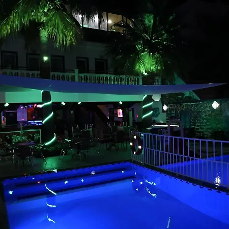 Roadhouse Boutik Aparthotel Gumbet
