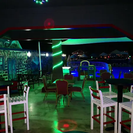 Roadhouse Boutik * Gümbet