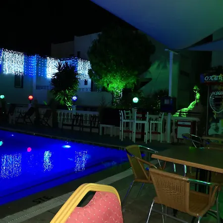 Roadhouse Boutik Aparthotel *