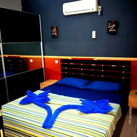 Hotel de apartamente Roadhouse Boutik